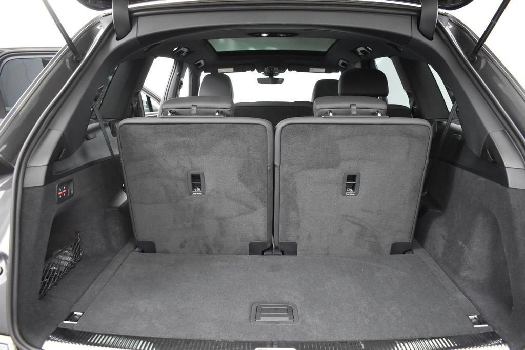 Used 2025 Audi Q7 2.0T Premium AWD/4WD image 21