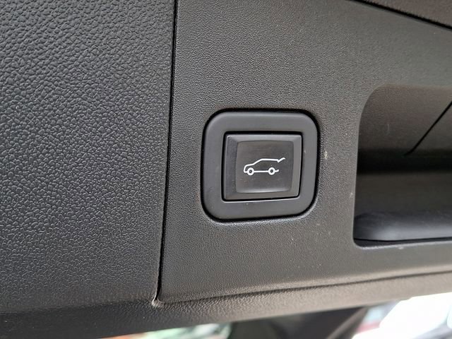 Certified 2024 Cadillac XT5 Premium Luxury w/ Technology Package image 28