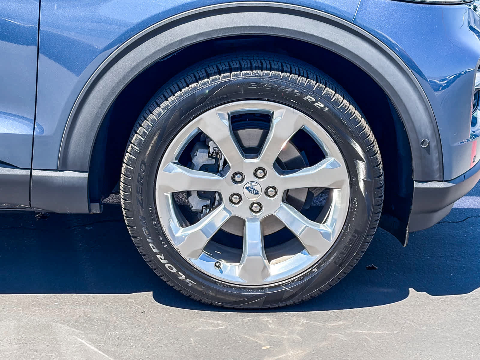Used 2020 Ford Explorer Platinum AWD/4WD image 9