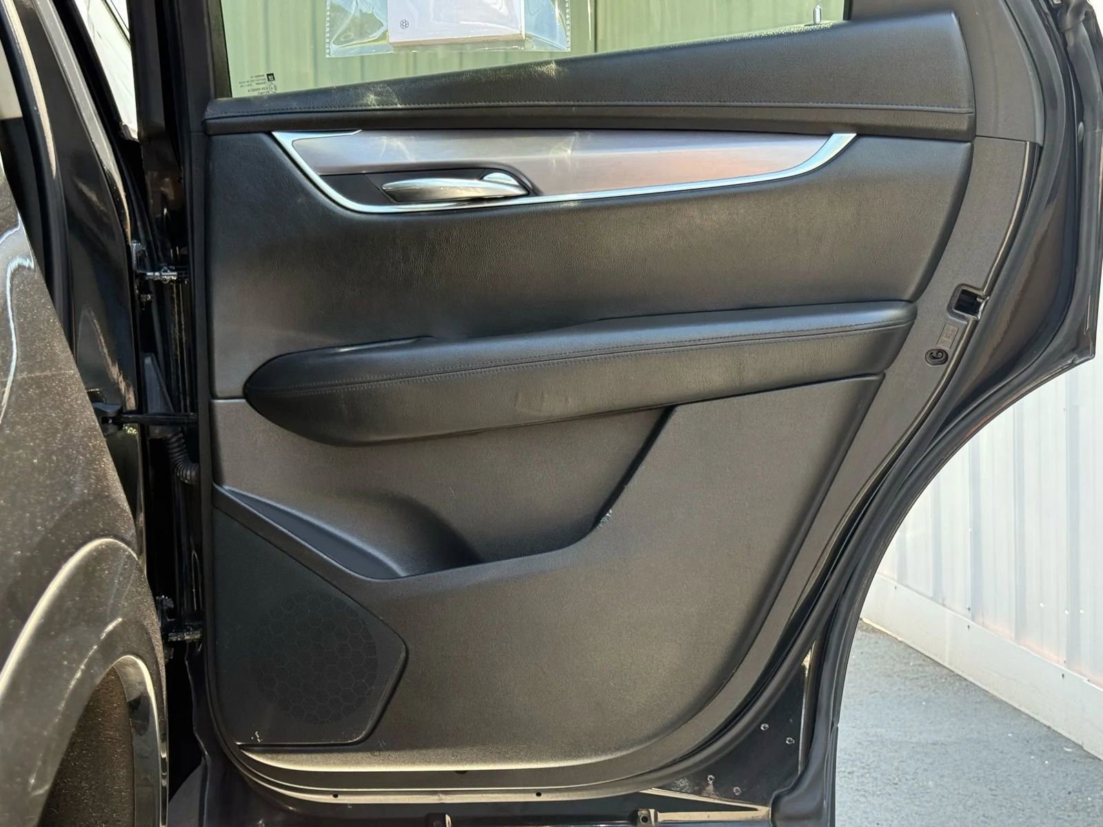 Used 2017 Cadillac XT5 Luxury image 18