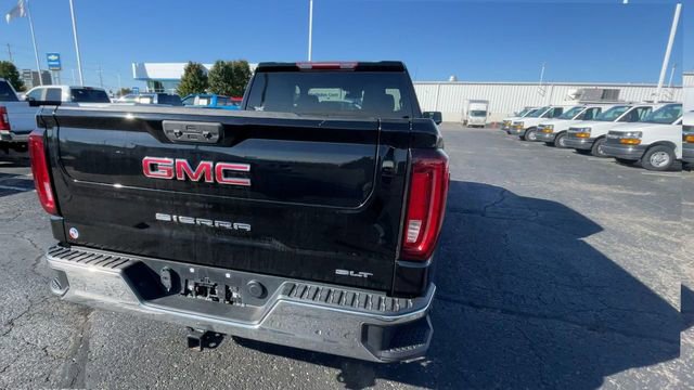 Used 2022 GMC Sierra 1500 SLT w/ Max Trailering Package image 9