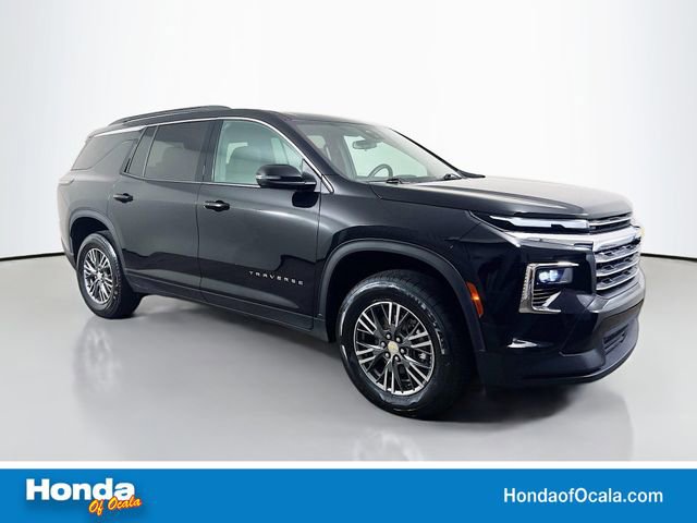 Used 2025 Chevrolet Traverse LT