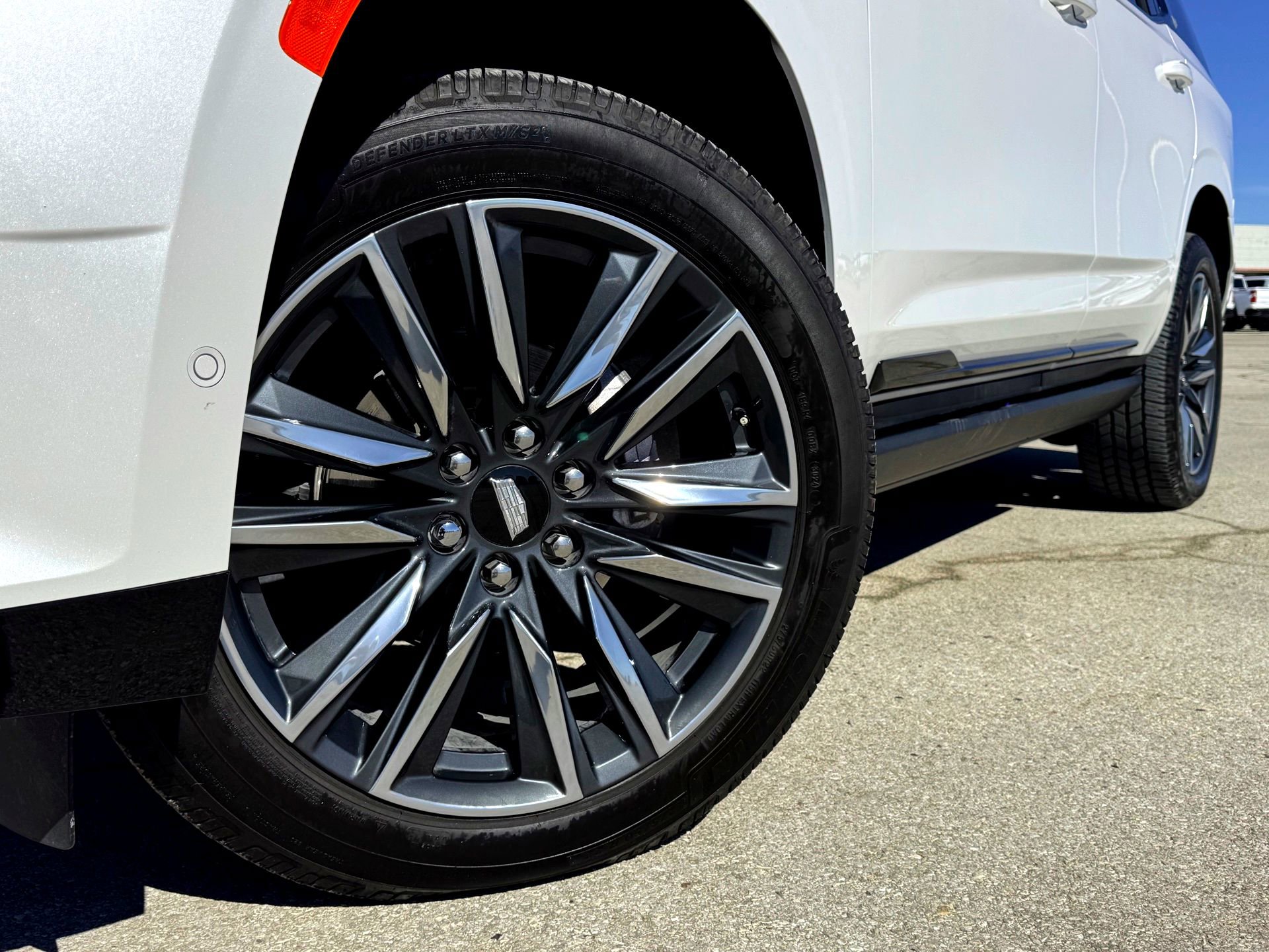 Used 2023 Cadillac Escalade Sport Platinum w/ Heavy-Duty Trailer Package image 2