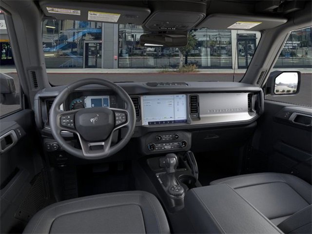 New 2025 Ford Bronco Outer Banks w/ Sasquatch Package image 9