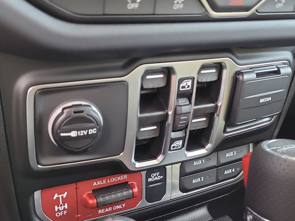 New 2026 Jeep Gladiator Mojave AWD/4WD image 25