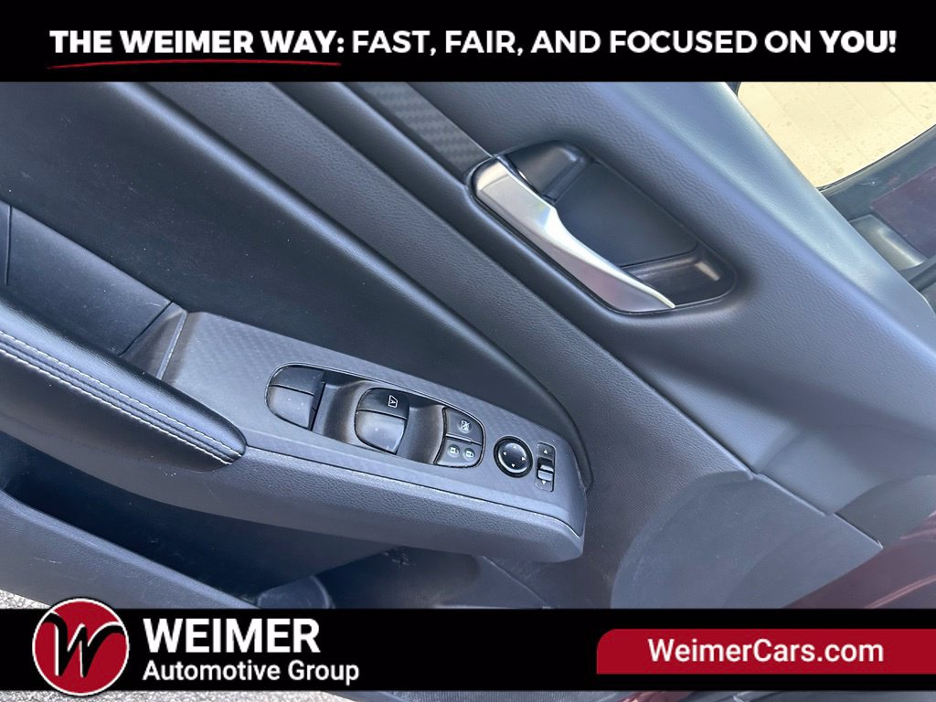 Used 2024 Nissan Altima 2.5 SV w/ SV Premium Package FWD image 9