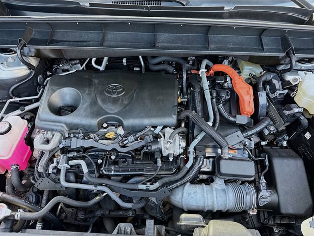 Used 2022 Toyota Highlander XLE image 28