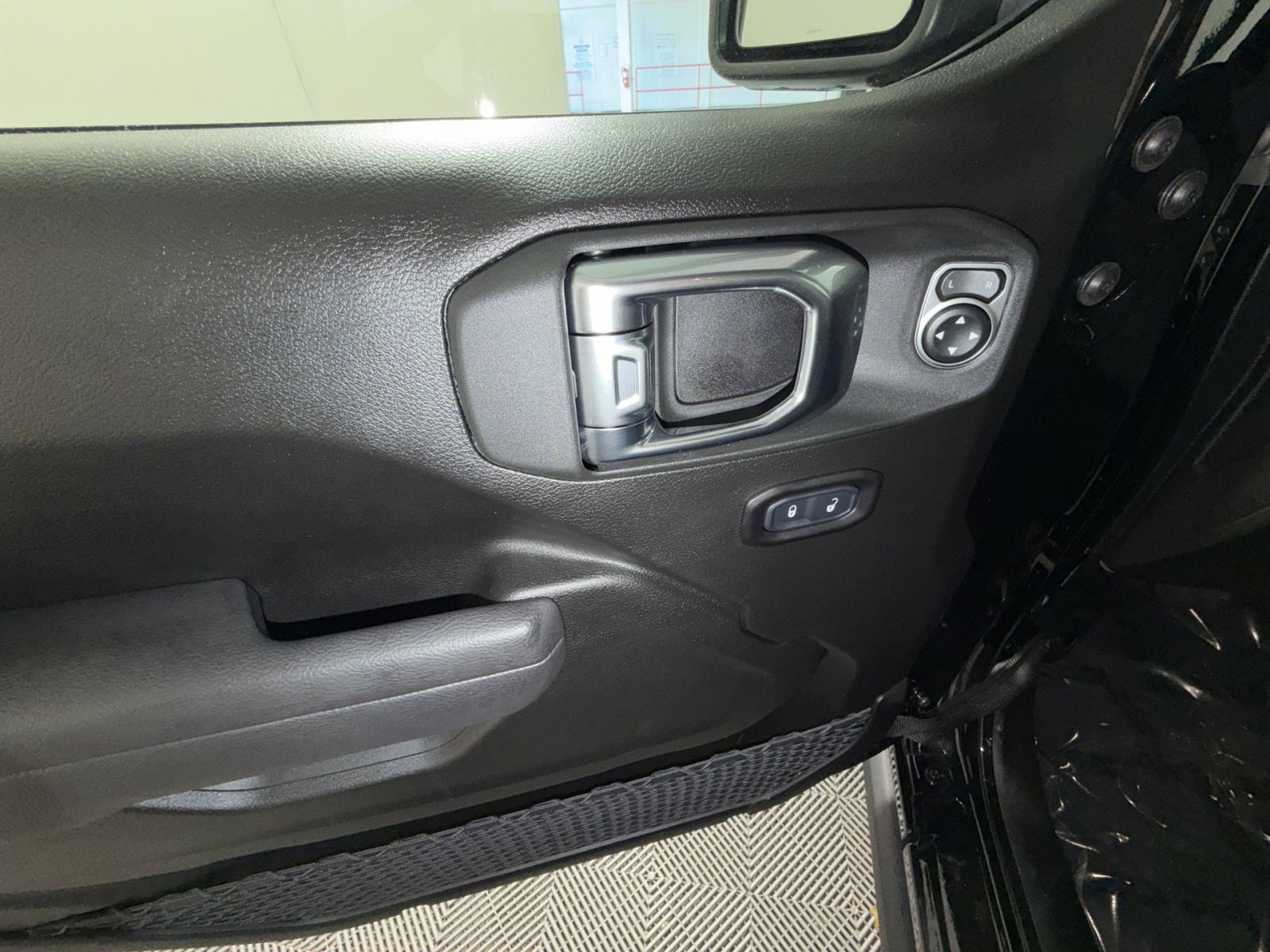 New 2025 Jeep Wrangler Willys image 15