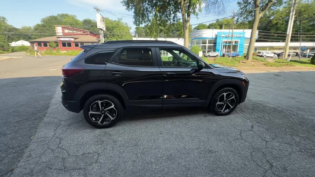Used 2023 Chevrolet TrailBlazer RS w/ Convenience Package AWD/4WD image 14
