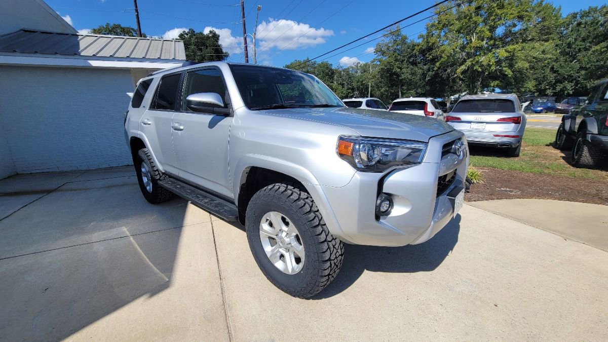 Used 2024 Toyota 4Runner SR5 image 3
