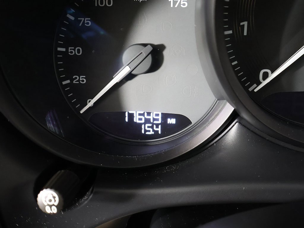 Used 2022 Porsche Macan image 35