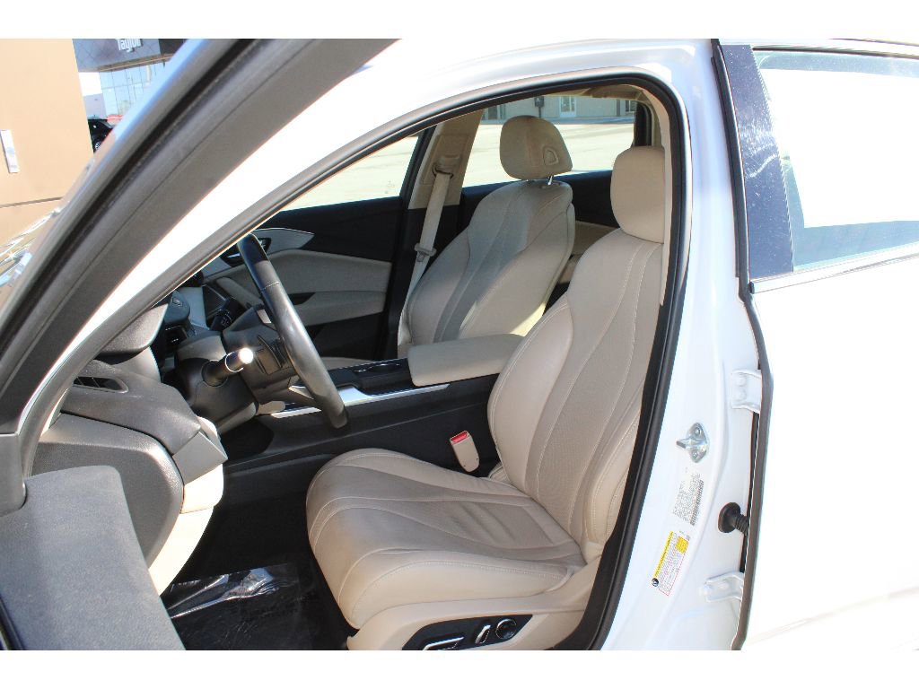 Used 2023 Acura TLX w/ Technology Package image 12