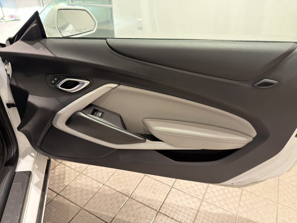 Used 2023 Chevrolet Camaro LT image 18