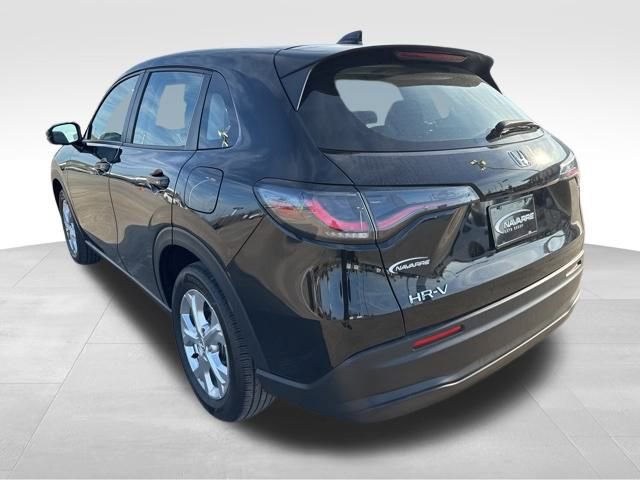Used 2025 Honda HR-V LX image 6