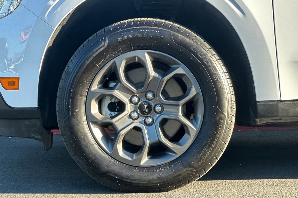 Certified 2022 Ford Maverick XLT image 28