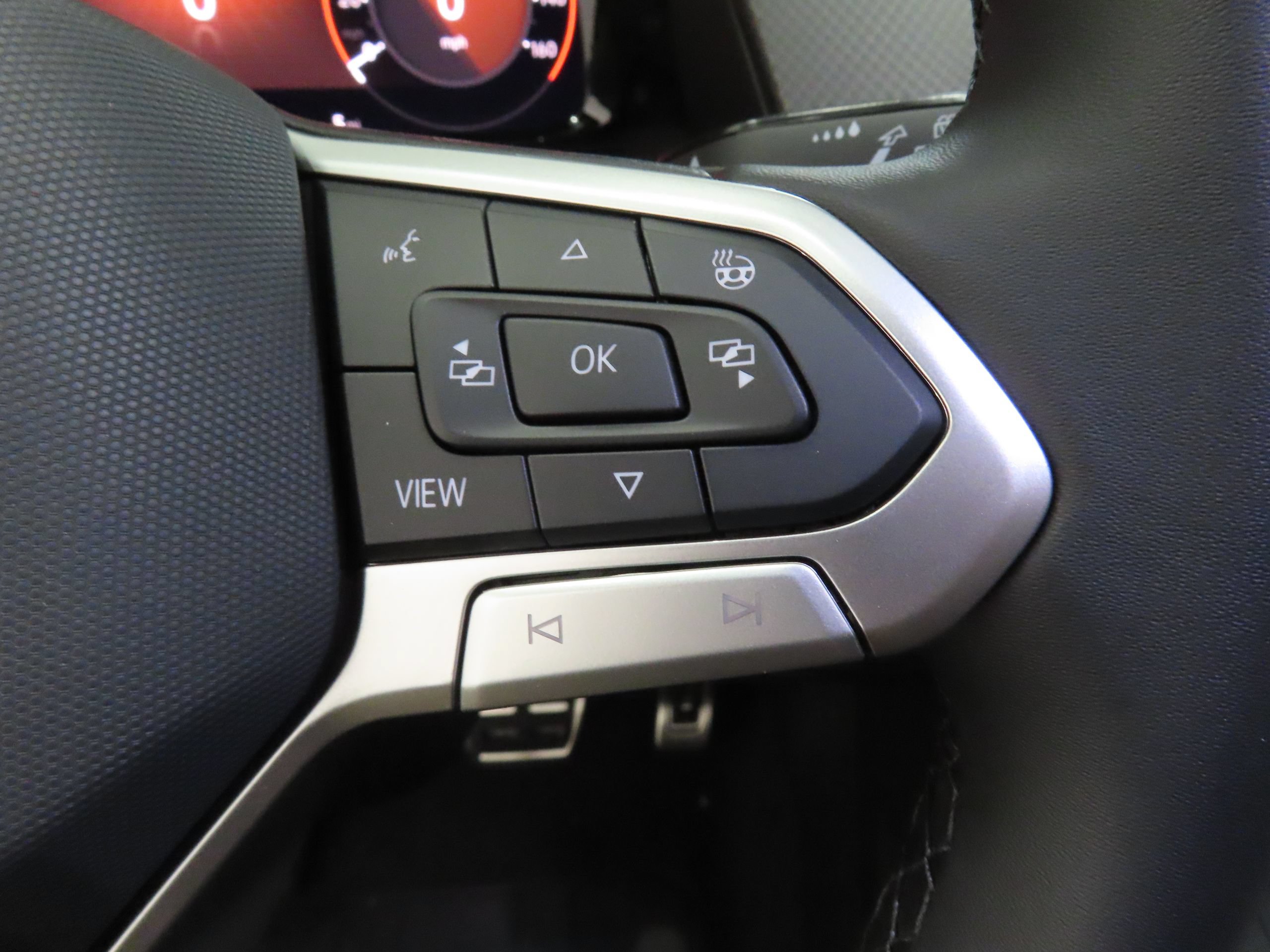 New 2026 Volkswagen Atlas Peak Edition AWD/4WD image 13