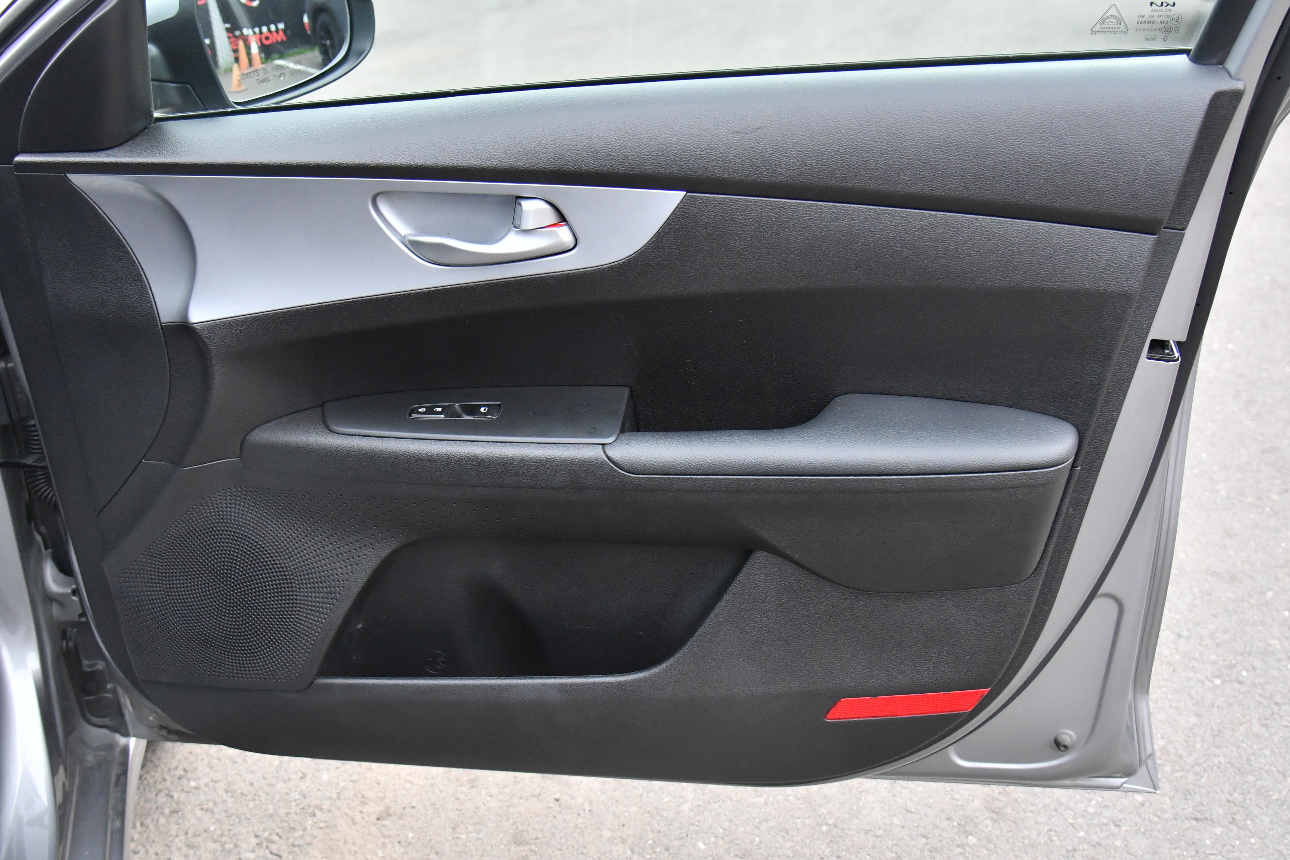 Used 2023 Kia Forte LXS image 34