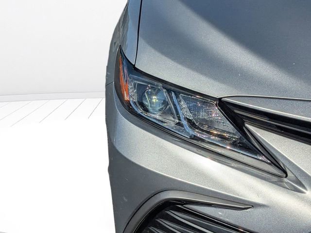 Used 2022 Toyota Camry LE AWD/4WD image 9