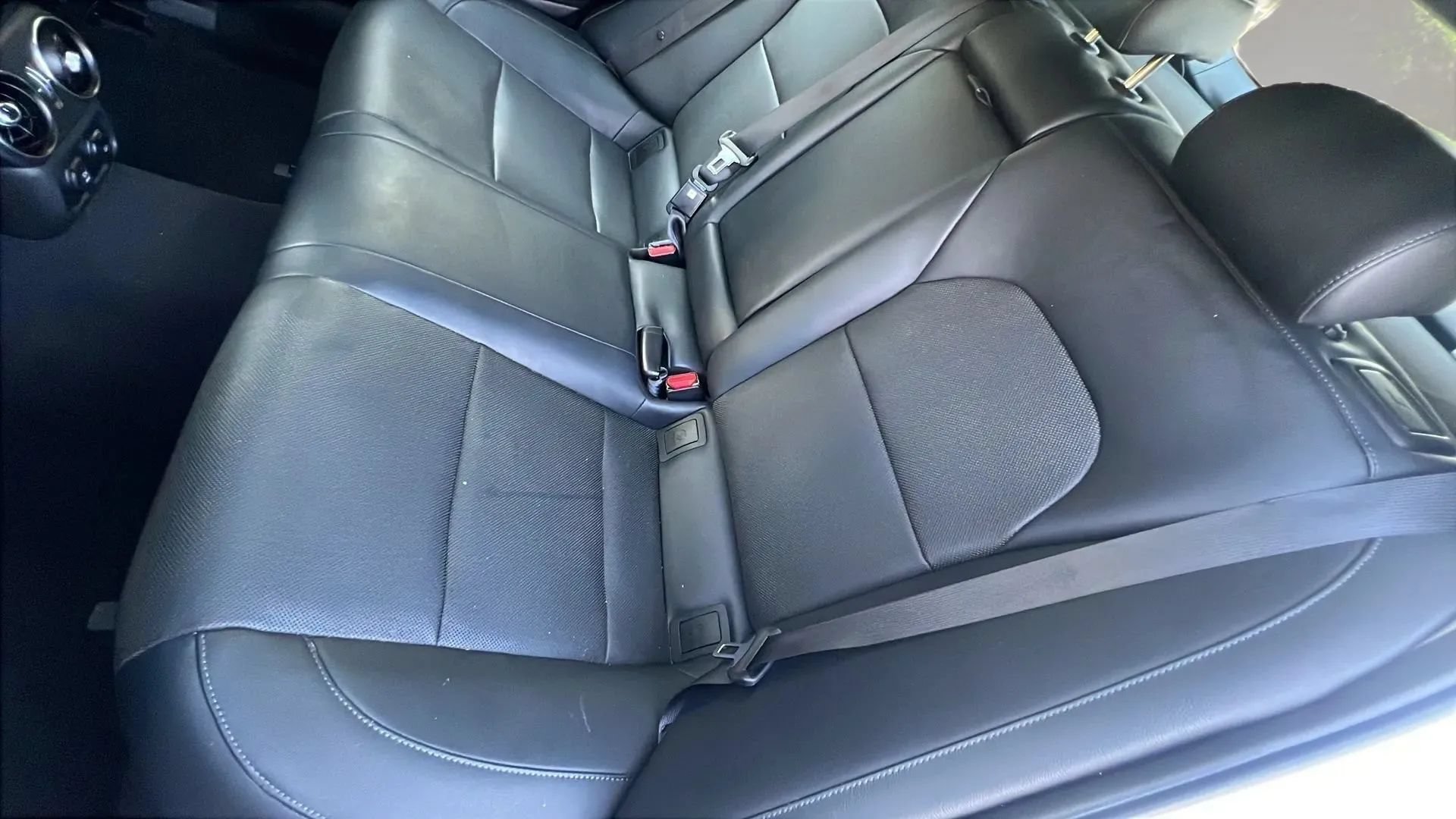 Used 2018 Kia Stinger RWD image 16
