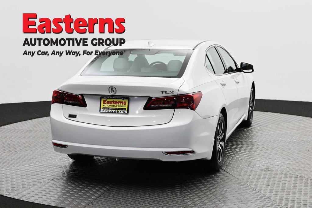 Used 2017 Acura TLX FWD image 5