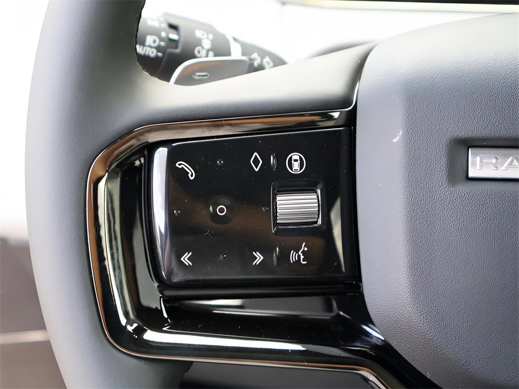 New 2026 Land Rover Range Rover Evoque Dynamic SE image 31