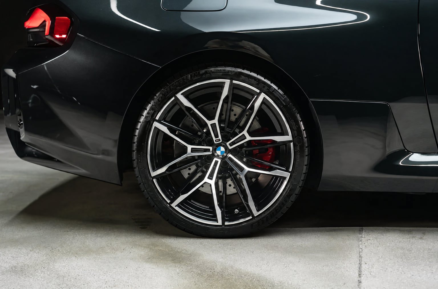Used 2024 BMW M2 w/ Lighting Package RWD image 31