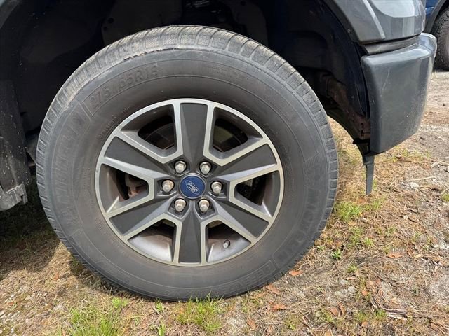 Used 2017 Ford F150 Lariat w/ Equipment Group 502A Luxury image 2