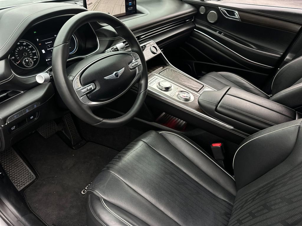 Used 2023 Genesis GV80 2.5T w/ Advanced Package image 11