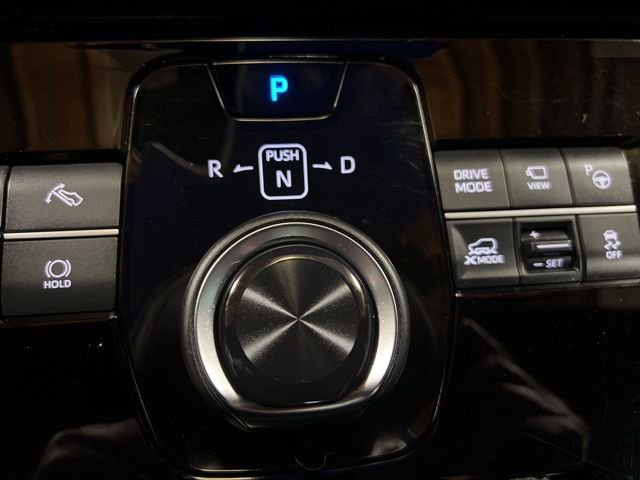 Used 2023 Subaru Solterra AWD image 32