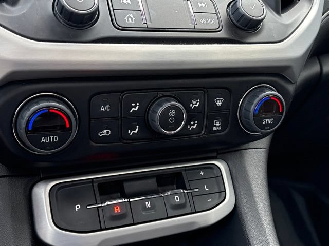 Used 2023 GMC Acadia SLE w/ Driver Convenience Package AWD/4WD image 17