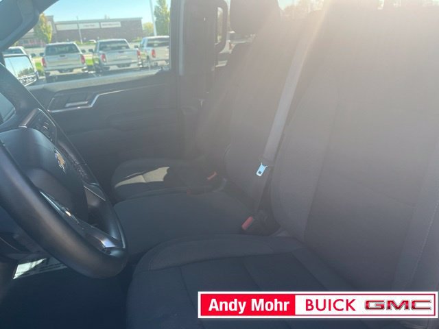 Used 2024 Chevrolet Silverado 1500 LT AWD/4WD image 25