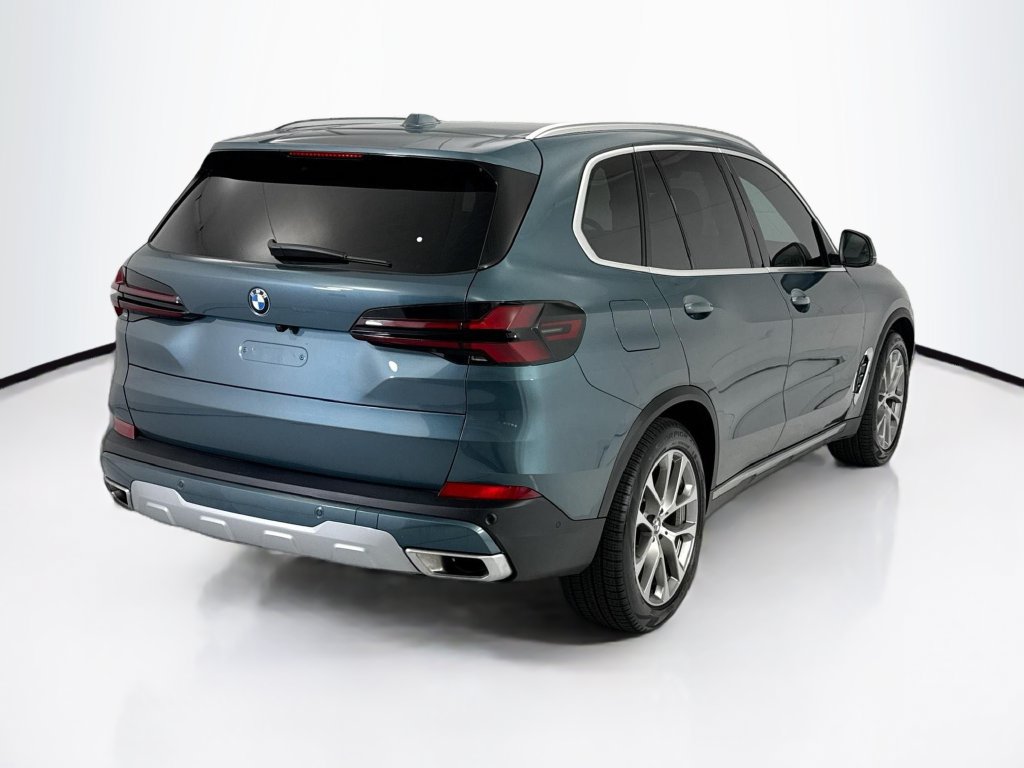 Certified 2024 BMW X5 xDrive40i w/ Executive Package AWD/4WD image 5