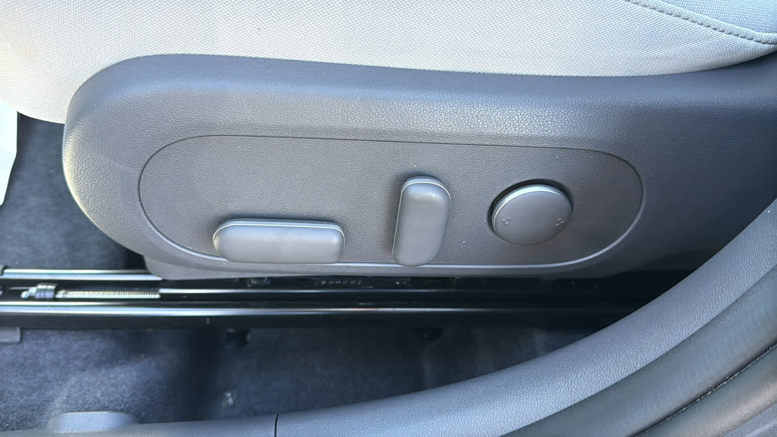 Used 2024 Hyundai Kona SEL image 13