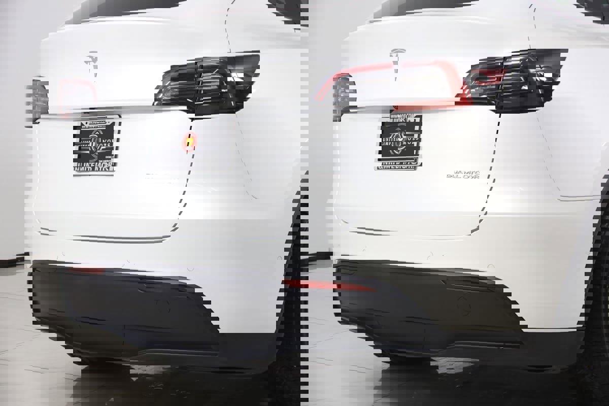 Used 2021 Tesla Model Y Long Range image 44