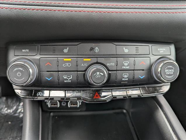 Used 2024 Dodge Durango GT AWD/4WD image 19