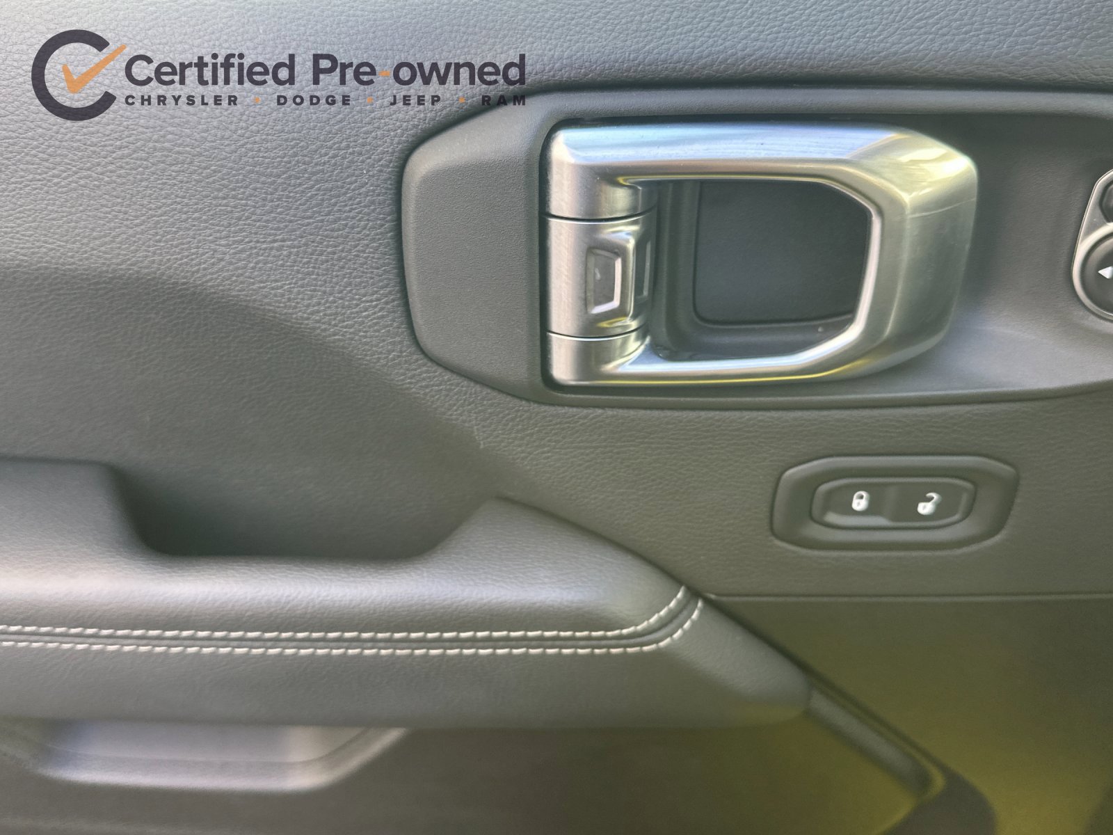 Certified 2023 Jeep Wrangler Unlimited Sahara w/ Cold Weather Group AWD/4WD image 12