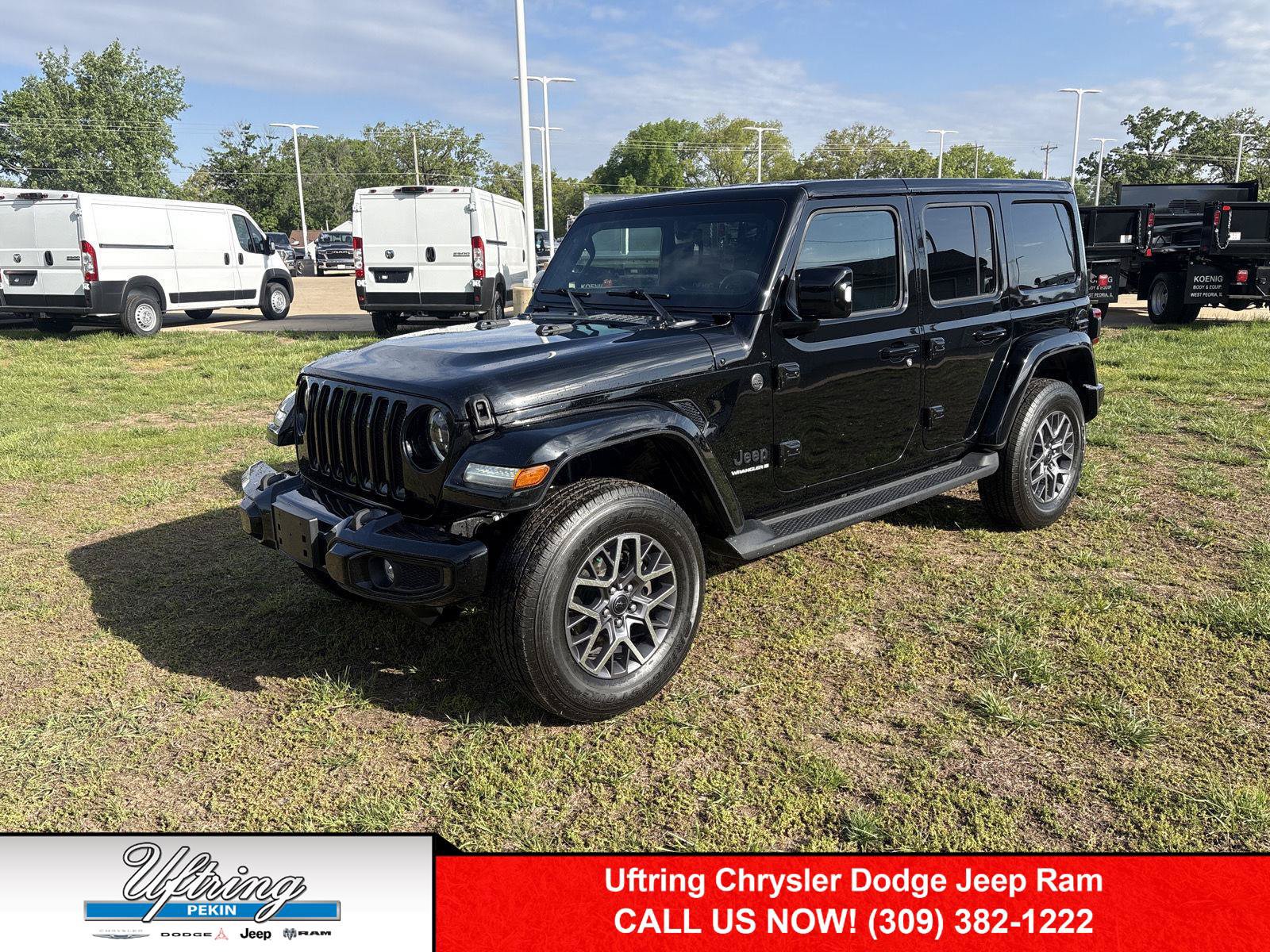 Used 2023 Jeep Wrangler Unlimited Sahara AWD/4WD image 1