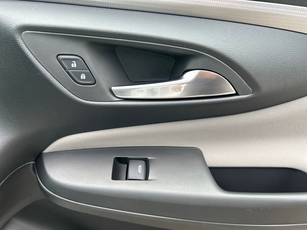 Used 2025 Buick Envista Avenir image 28