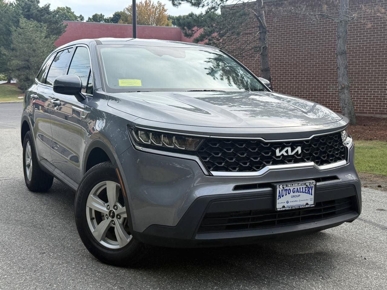 Used 2023 Kia Sorento LX