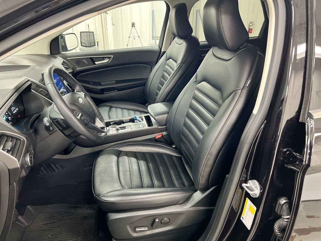 Used 2022 Ford Edge SEL w/ Convenience Package AWD/4WD image 19