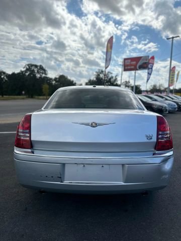 Used 2007 Chrysler 300 C image 4