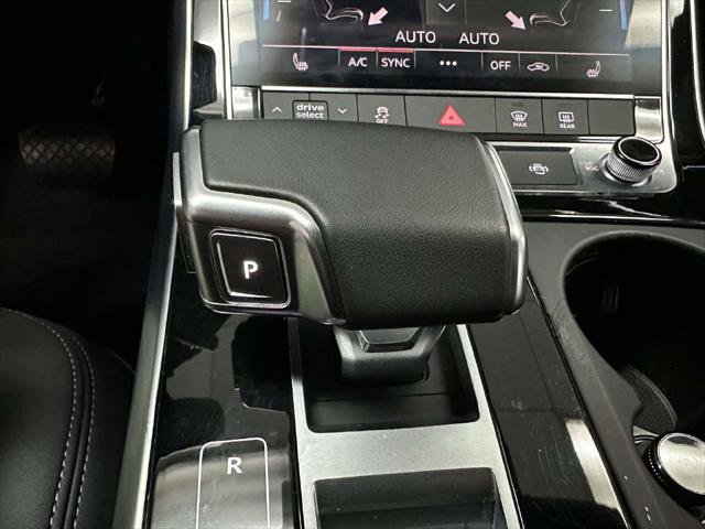 Used 2025 Audi Q8 Premium w/ Convenience Package AWD/4WD image 21