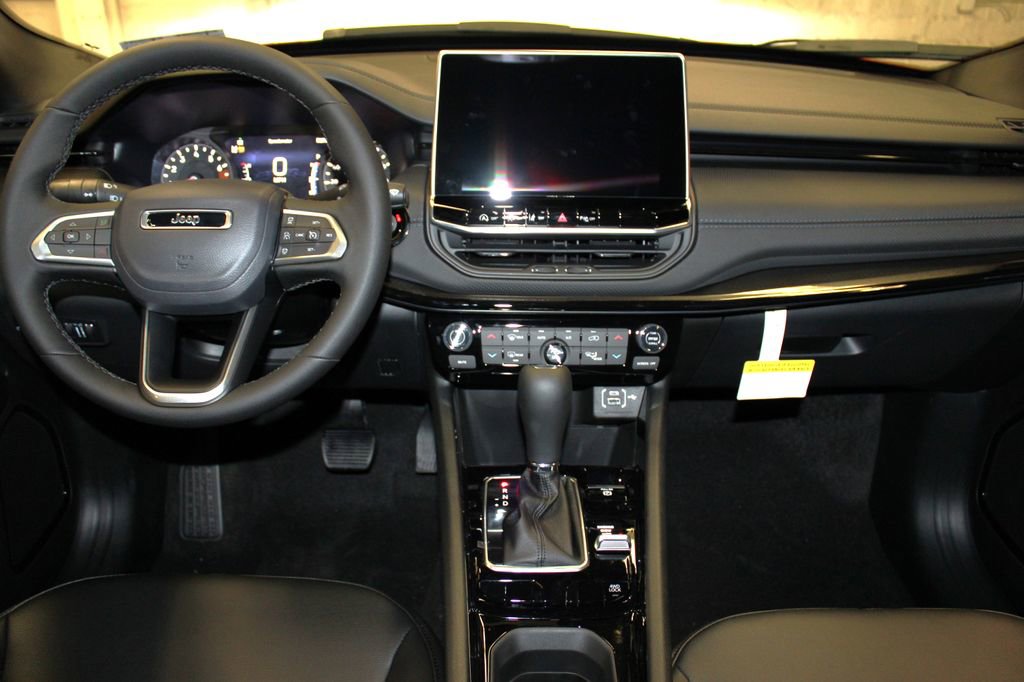 New 2026 Jeep Compass Limited image 9