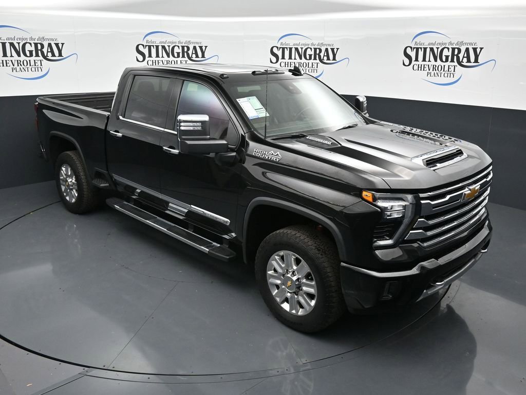 Used 2024 Chevrolet Silverado 2500 High Country w/ High Country Premium Package image 13