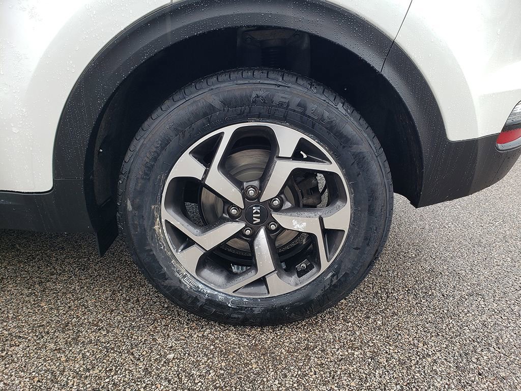 Used 2021 Kia Sportage LX w/ LX AWD Popular Package image 15