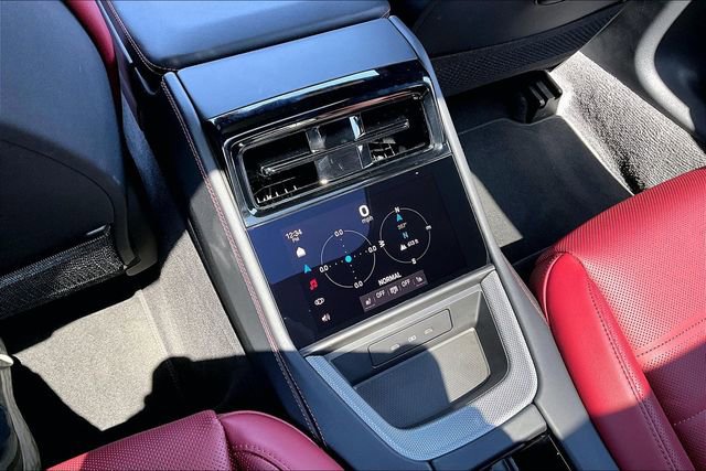 Used 2025 Porsche Panamera RWD image 10