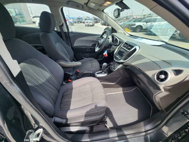 Used 2019 Chevrolet Sonic LT FWD image 20