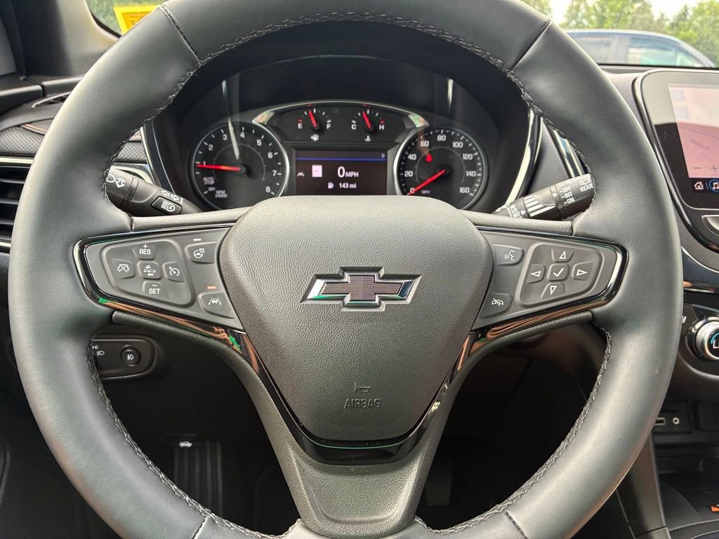 Used 2023 Chevrolet Equinox Premier AWD/4WD image 27