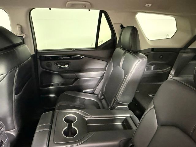 Used 2025 Honda Pilot EX-L image 36