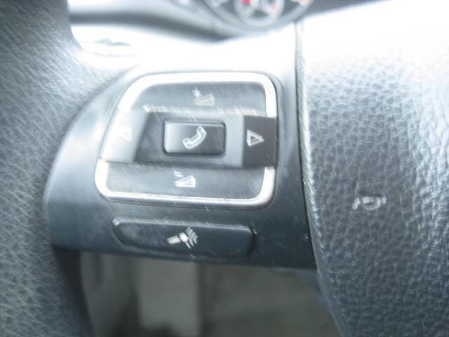 Used 2015 Volkswagen Passat 1.8T S image 18